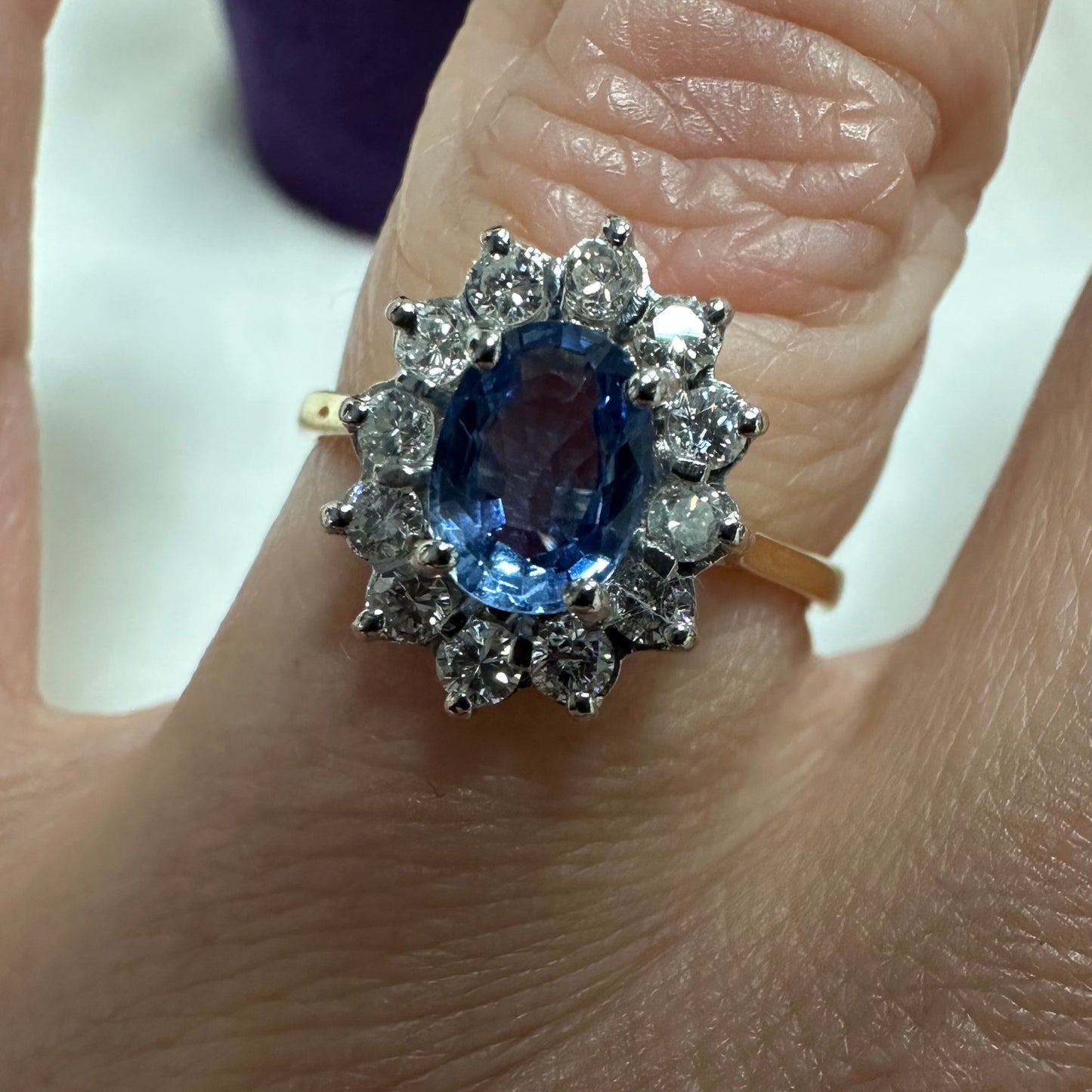 18ct Sapphire & Diamond Ring