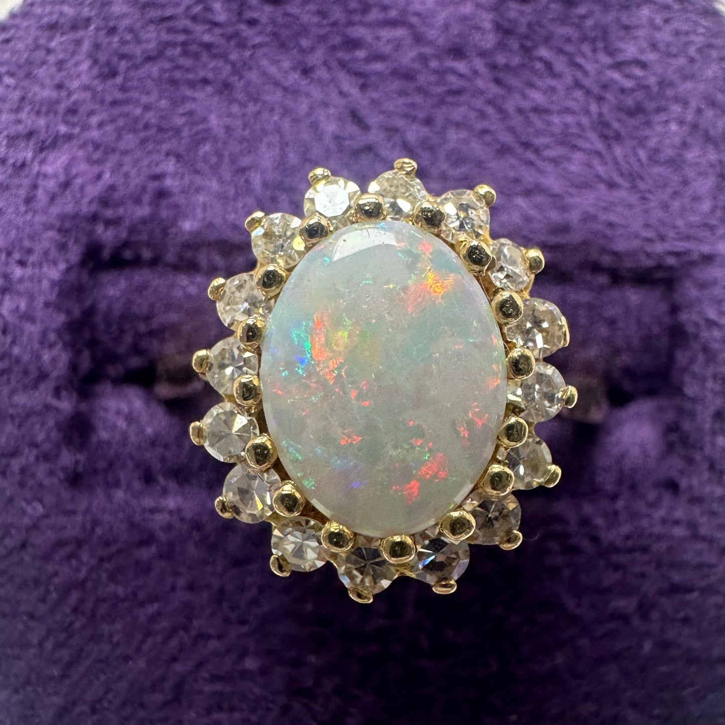 18ct Opal & Diamond Ring