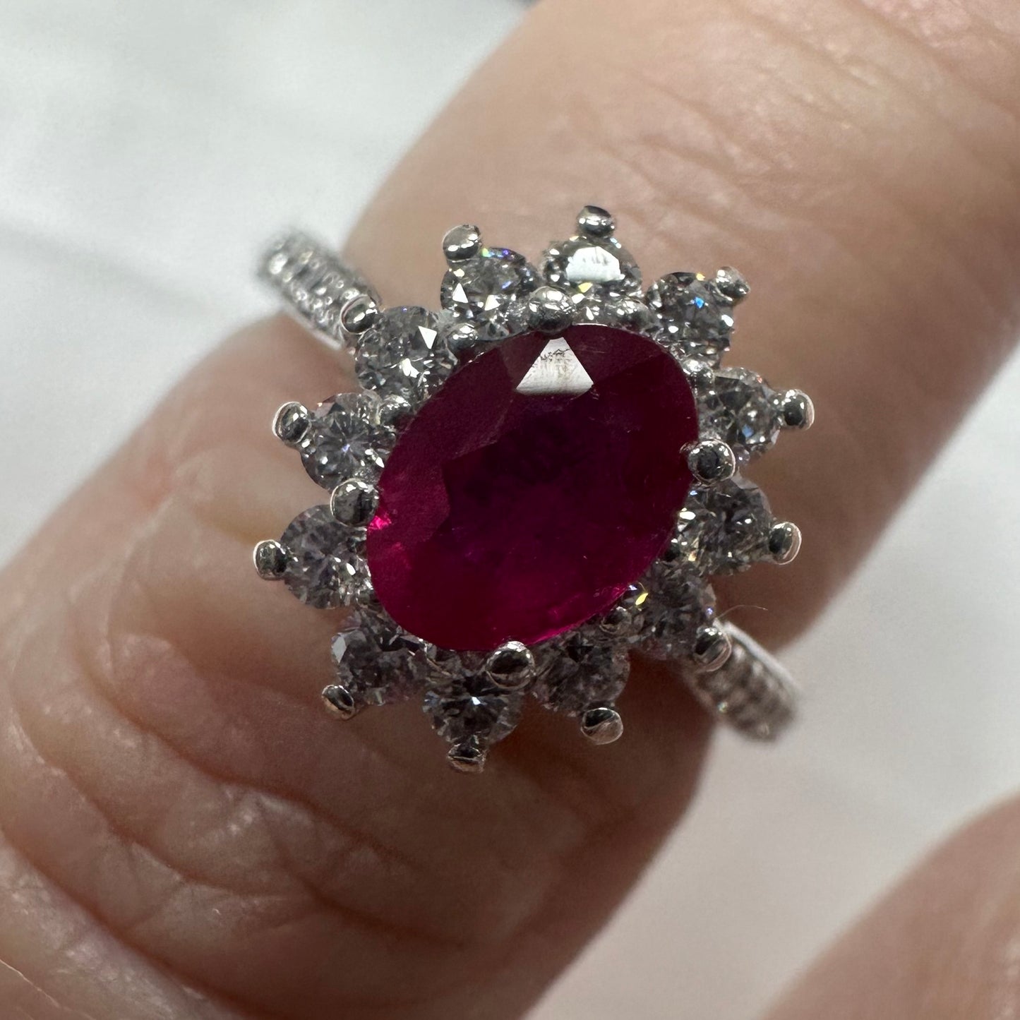 18ct Ruby & Diamond Ring