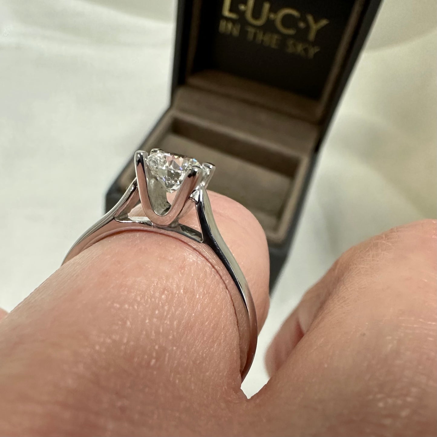 18ct Diamond Solitaire