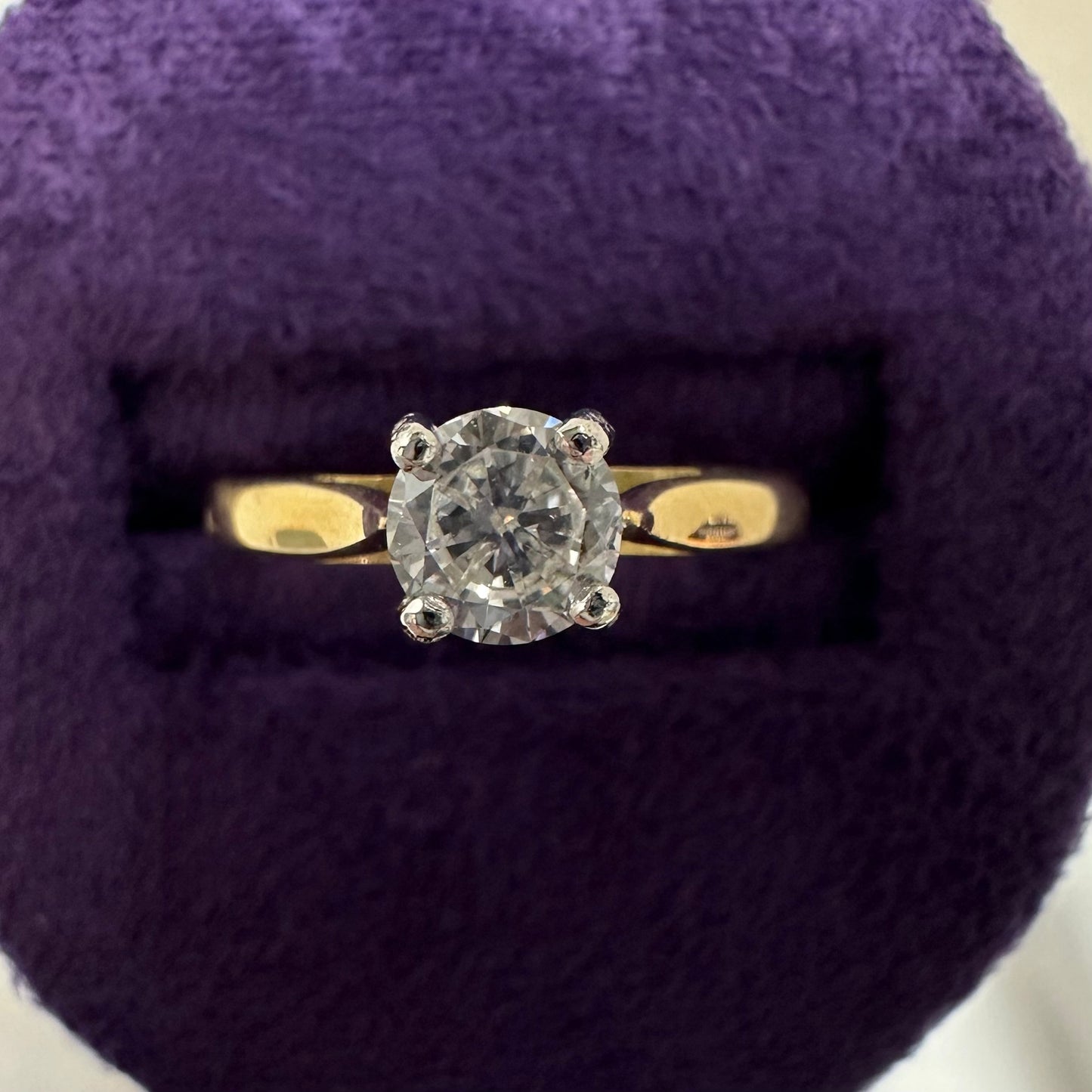 18ct Diamond Solitaire