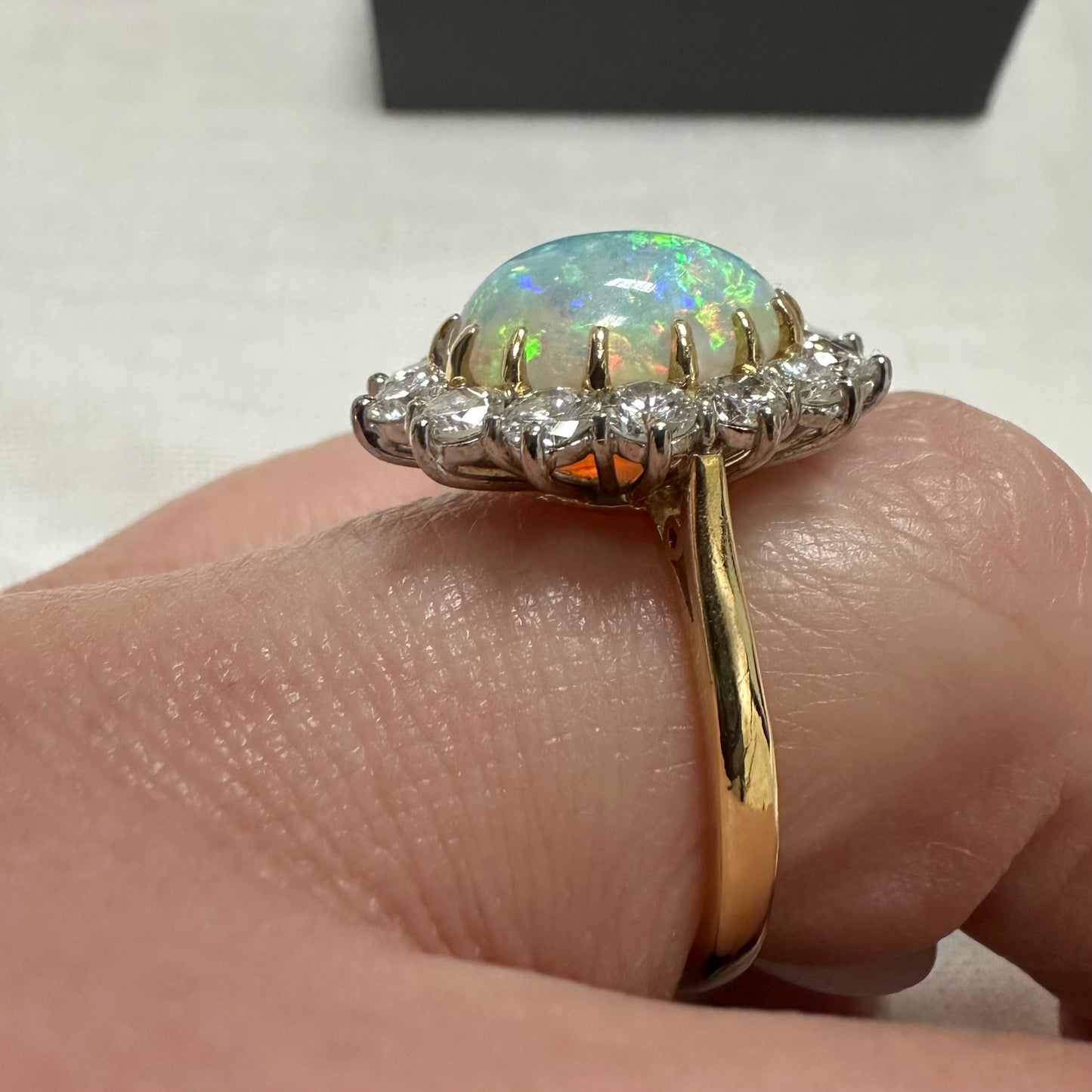 18ct Opal & Diamond Cluster