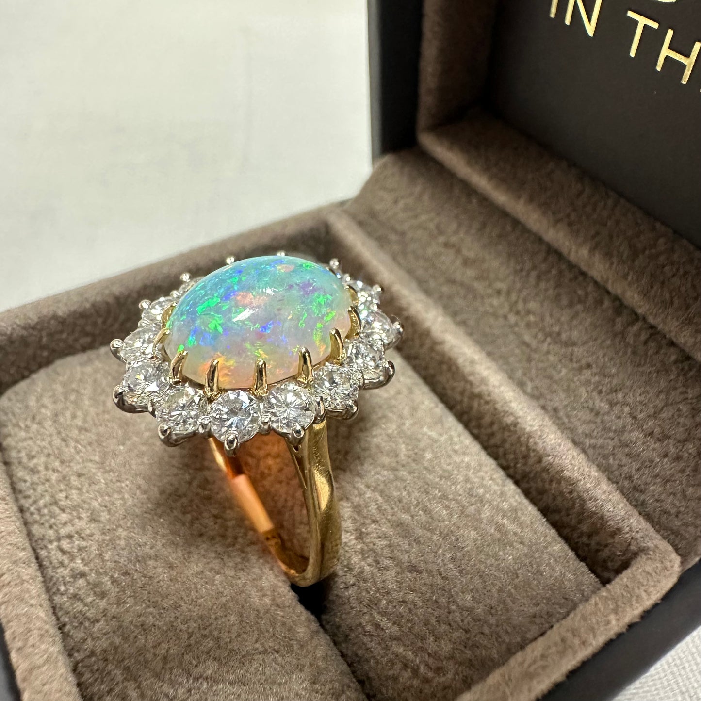 18ct Opal & Diamond Cluster