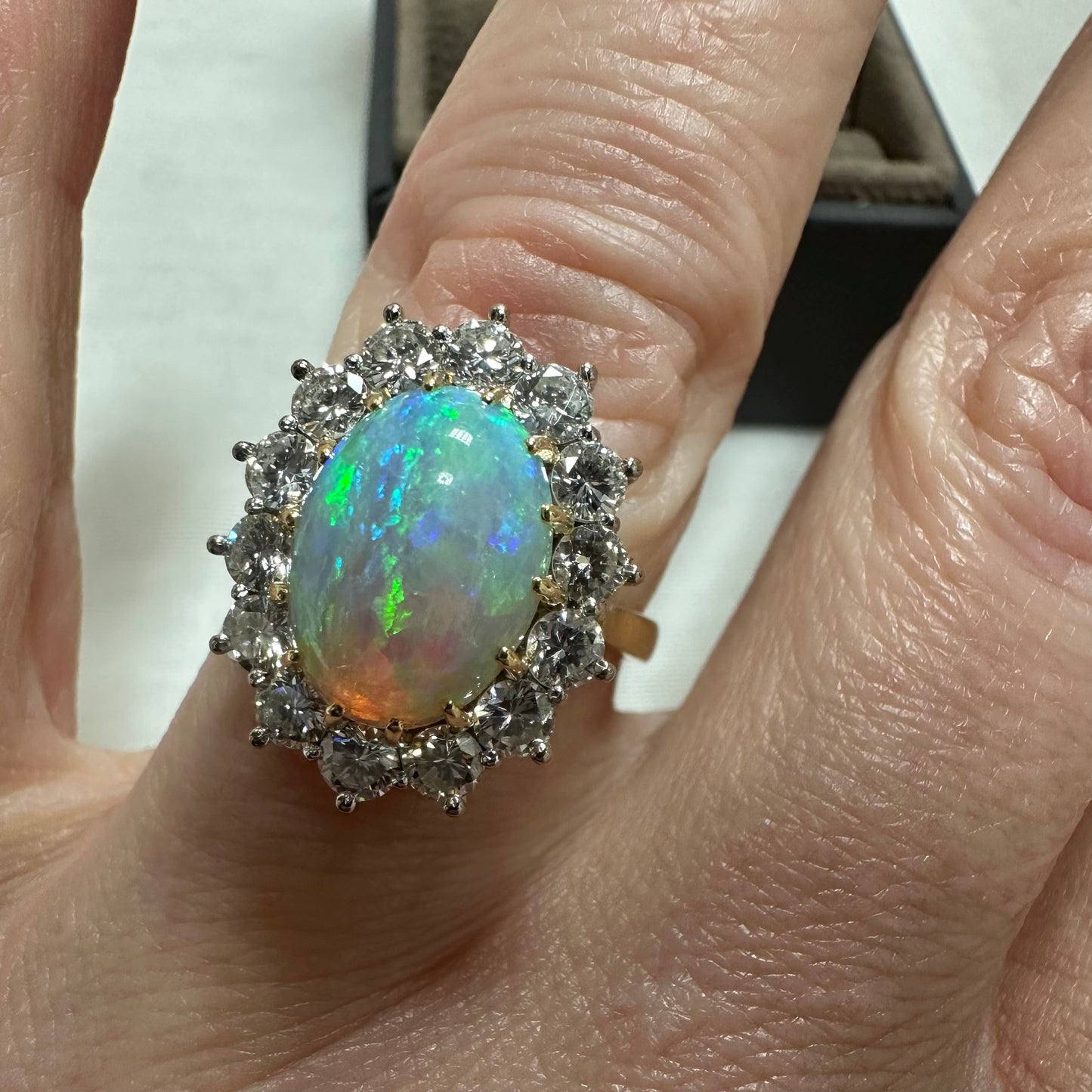18ct Opal & Diamond Cluster