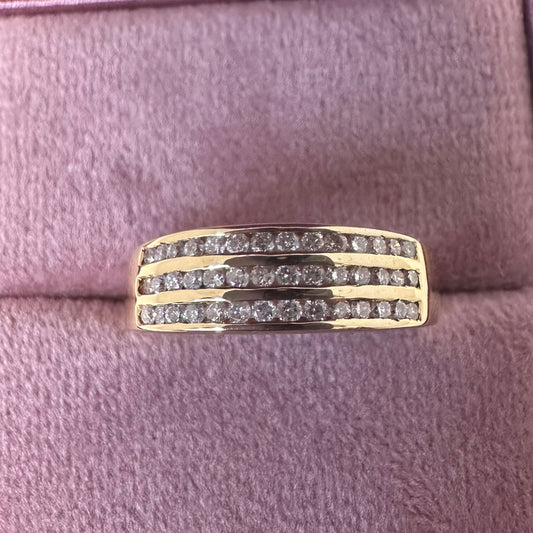 18ct Diamond Ring - Lucy in the Sky