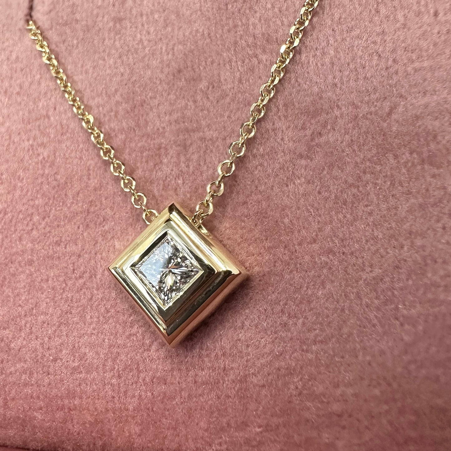 9ct Diamond Necklace