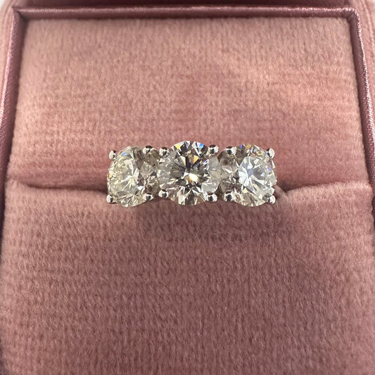 Platinum Trilogy Ring - Lucy in the Sky