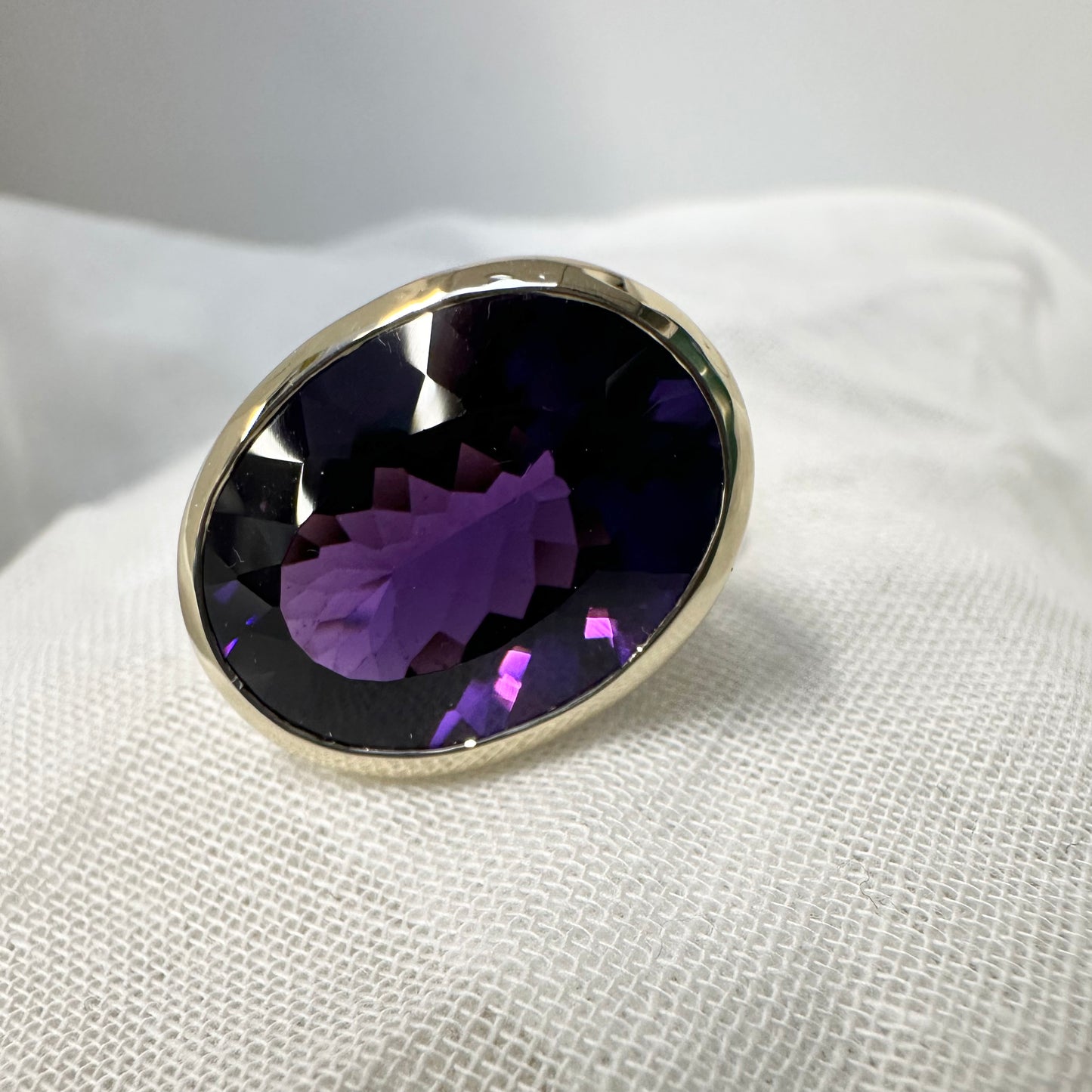 ‘Paloma’ ring