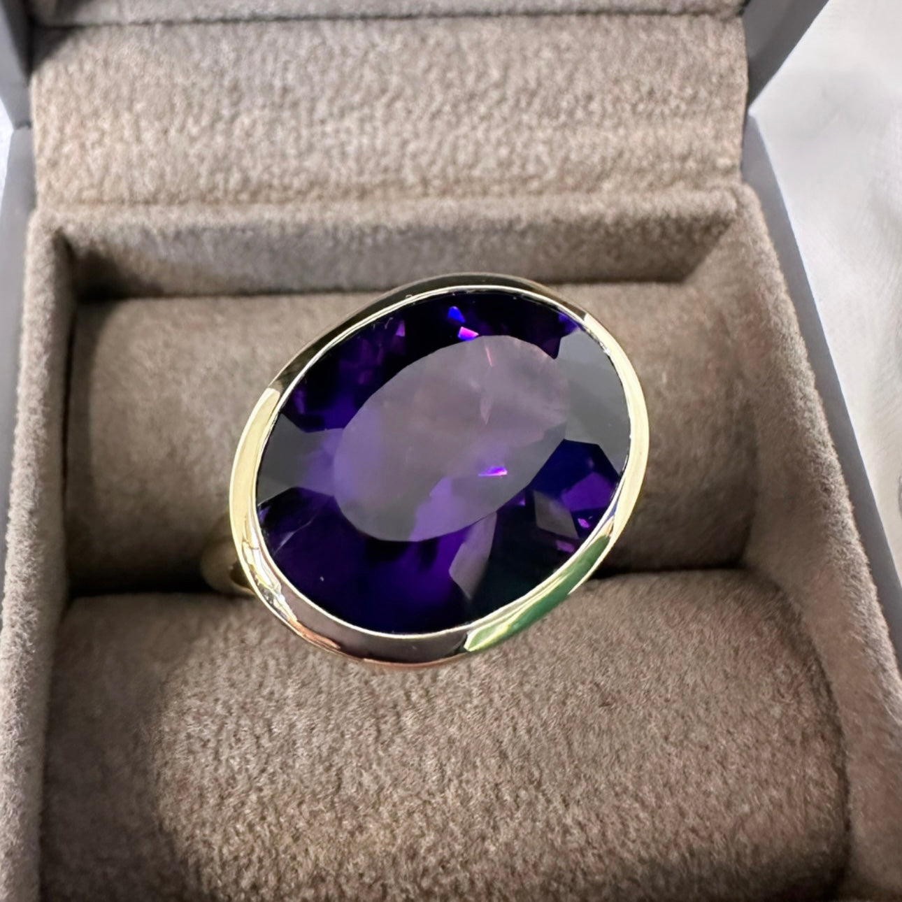 ‘Paloma’ ring