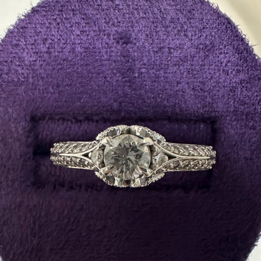 18ct Diamond Ring