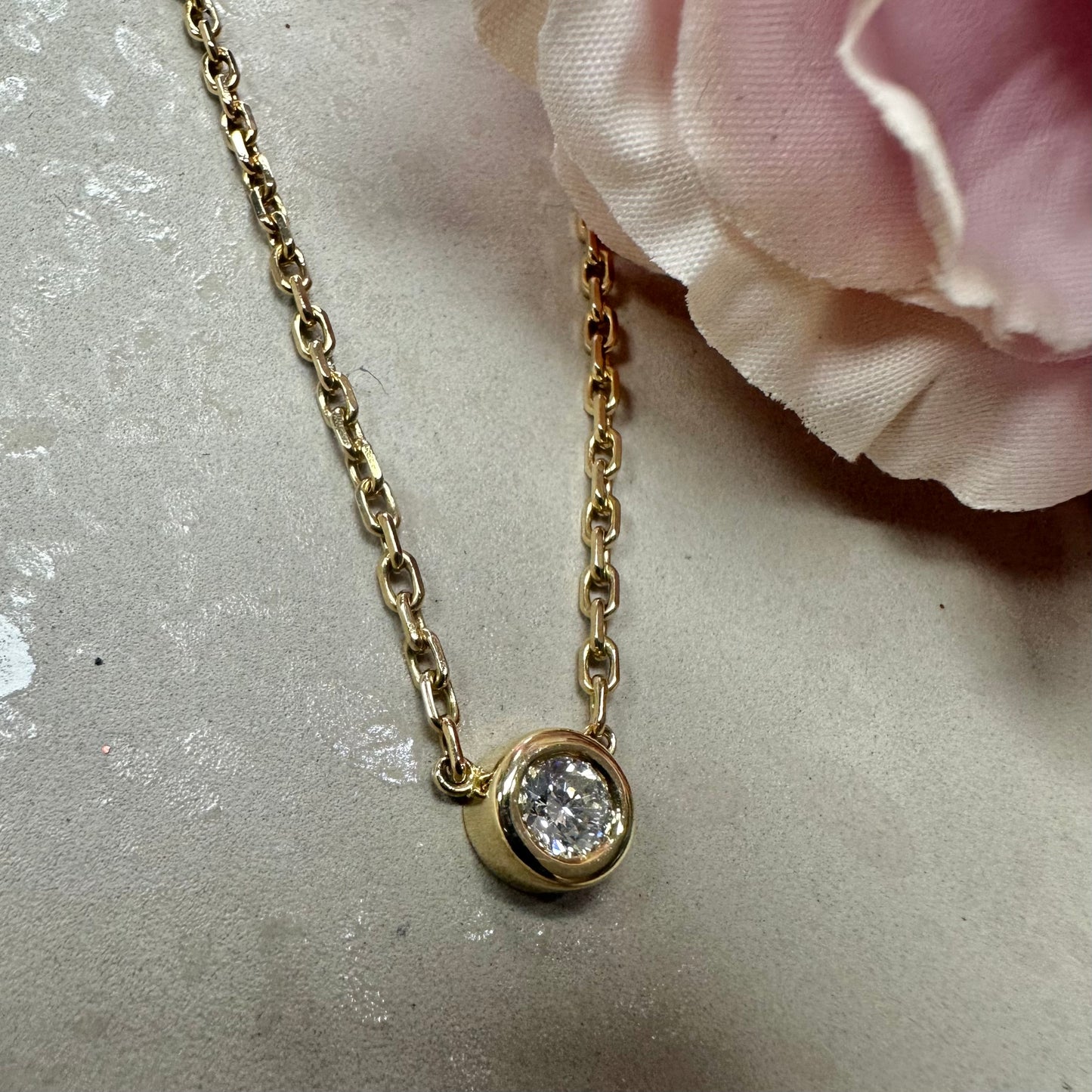18ct Diamond Necklace