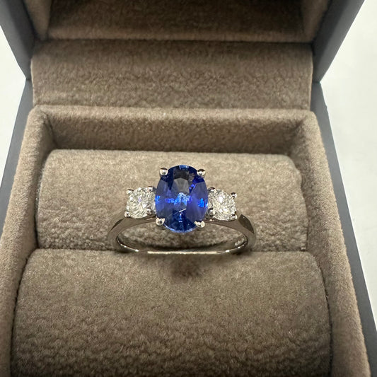 Platinum sapphire & diamond ring