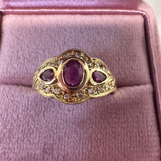 18ct Ruby & Diamond Ring