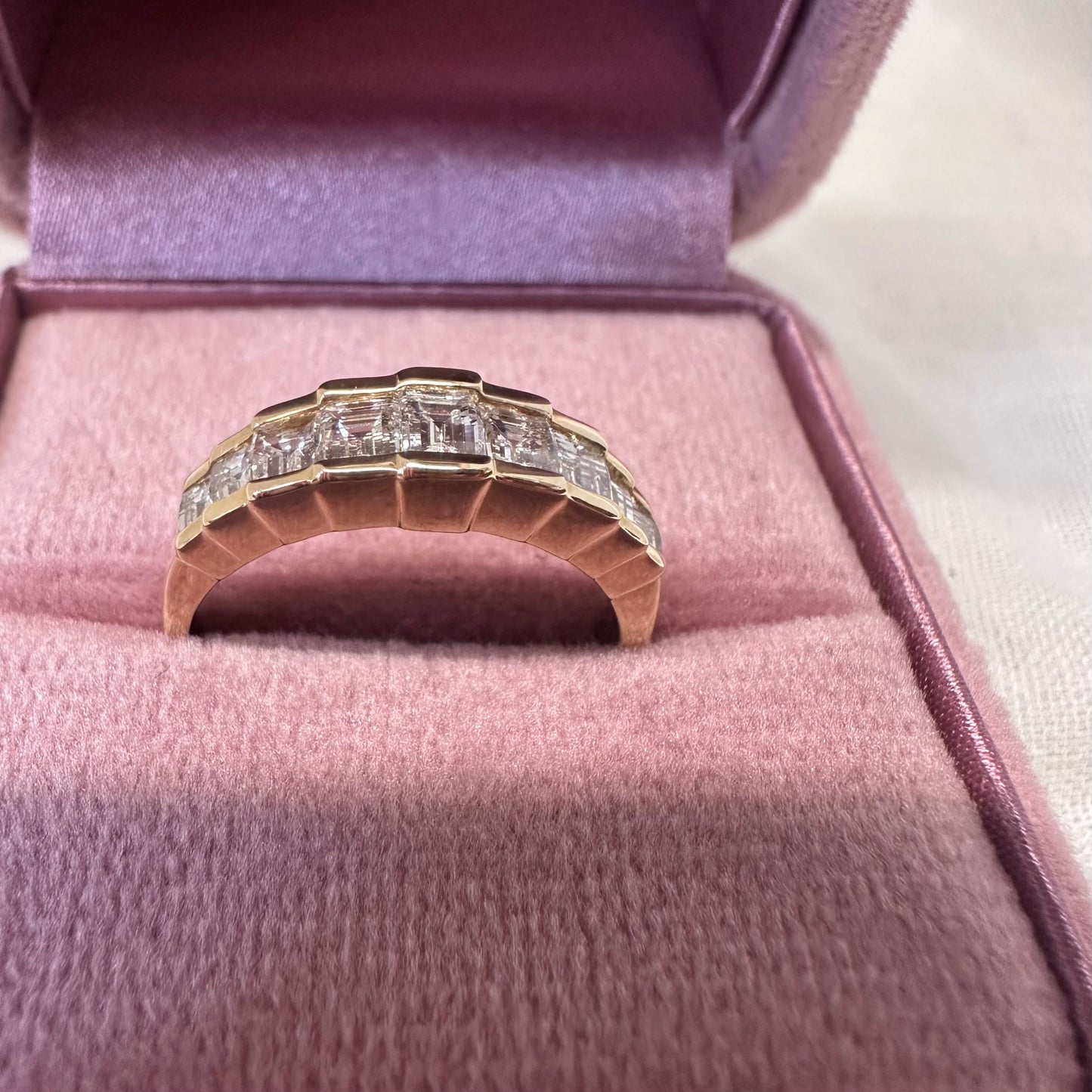 18ct Millenium Diamond Ring