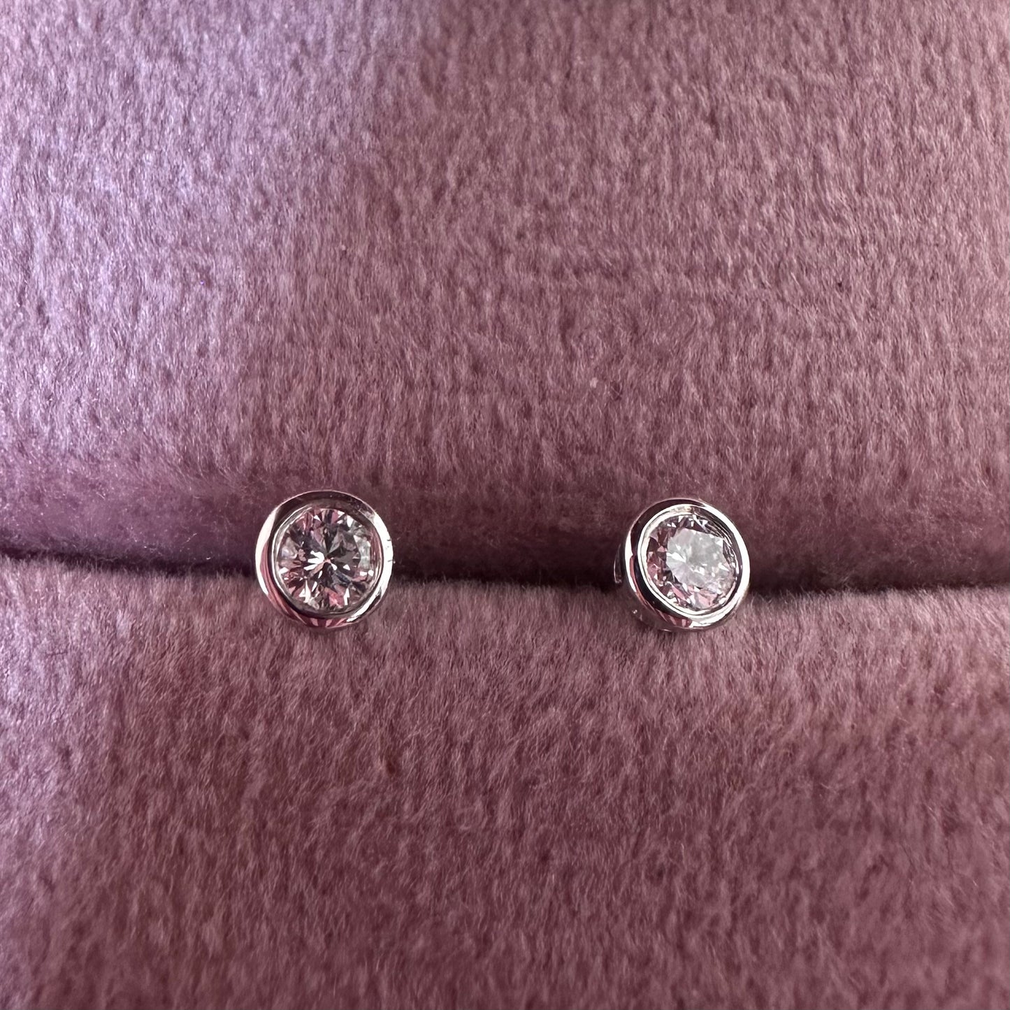 18ct Diamond Earrings