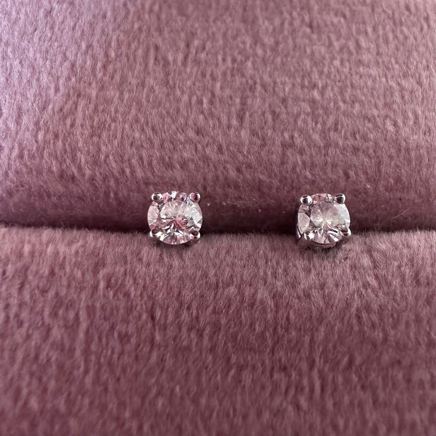 18ct Diamond Earrings