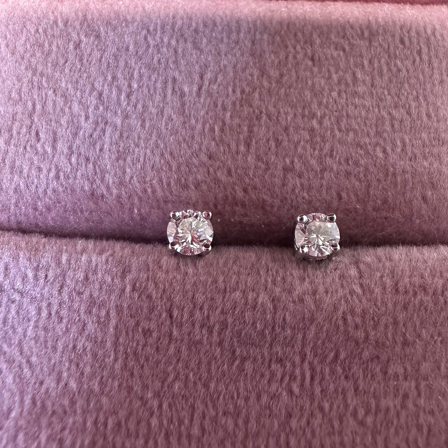 18ct Diamond Earrings