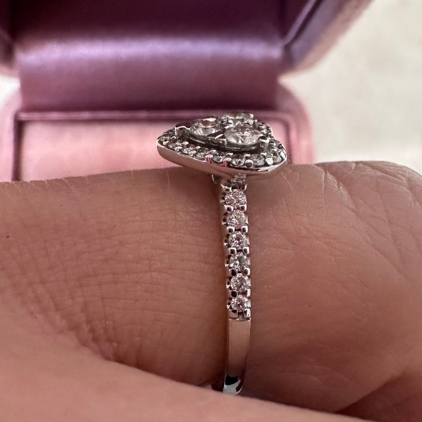 9ct Diamond Heart Ring