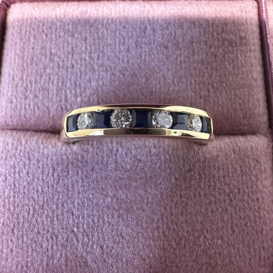 18ct Sapphire & Diamond Ring