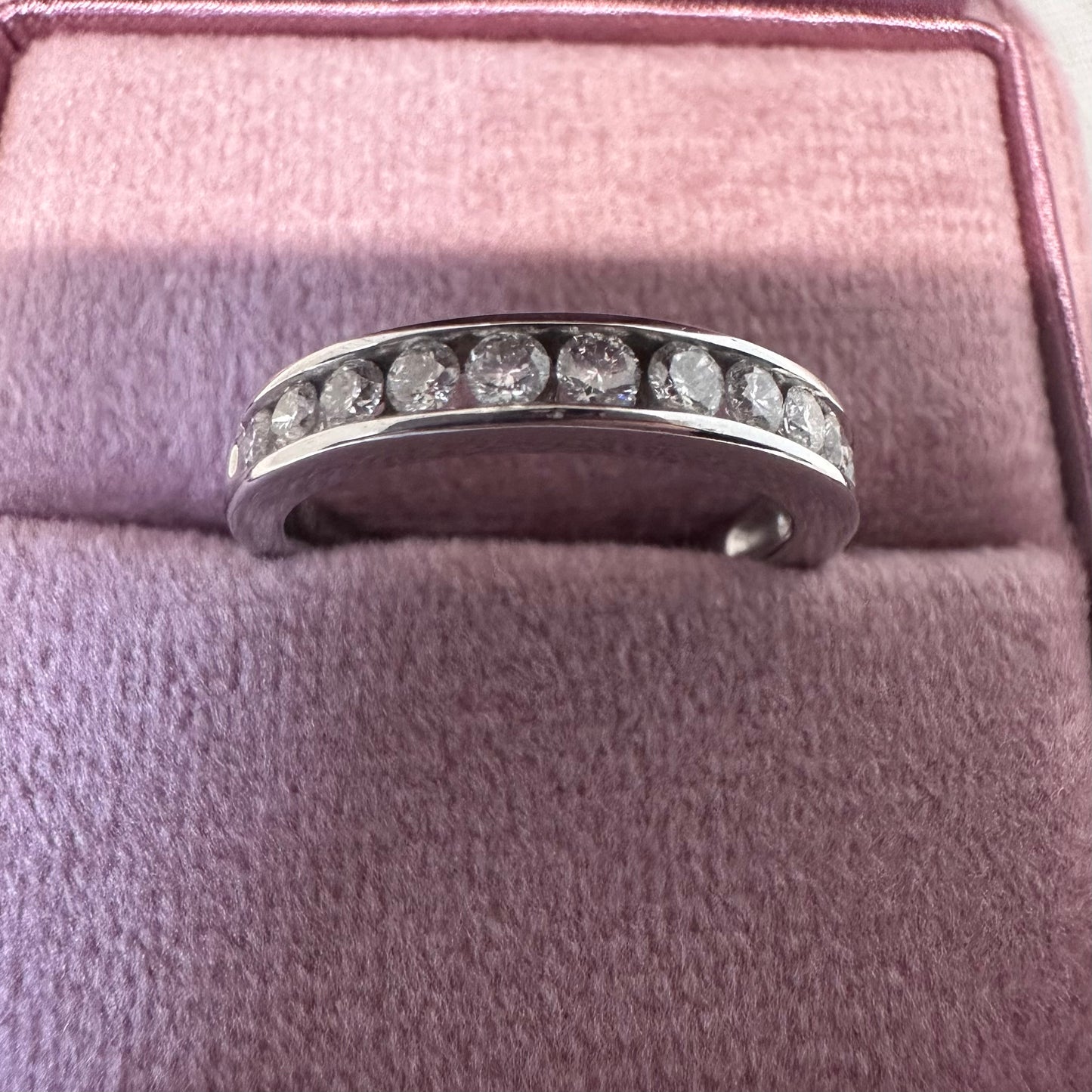 18ct Diamond Band