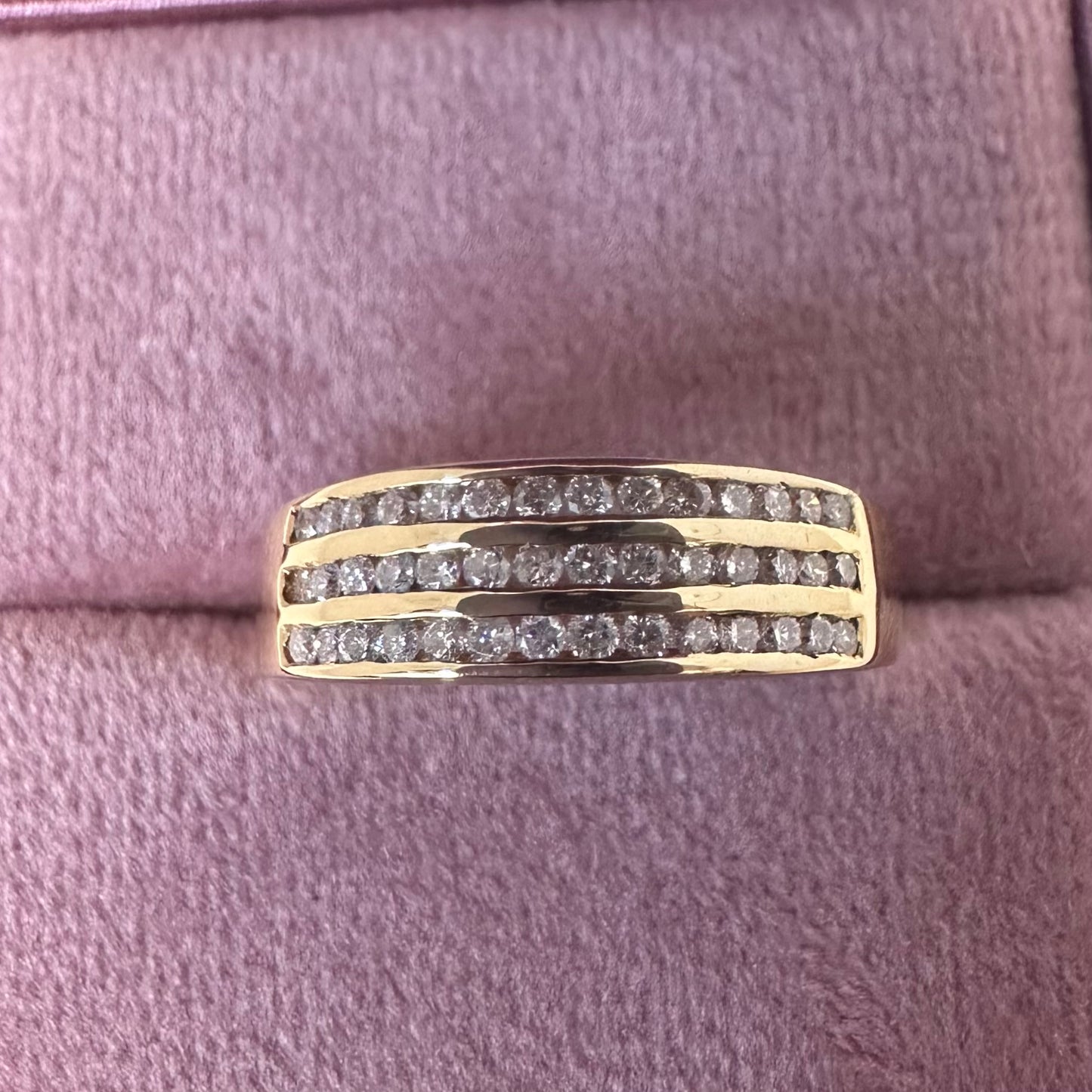 18ct Diamond Ring - Lucy in the Sky