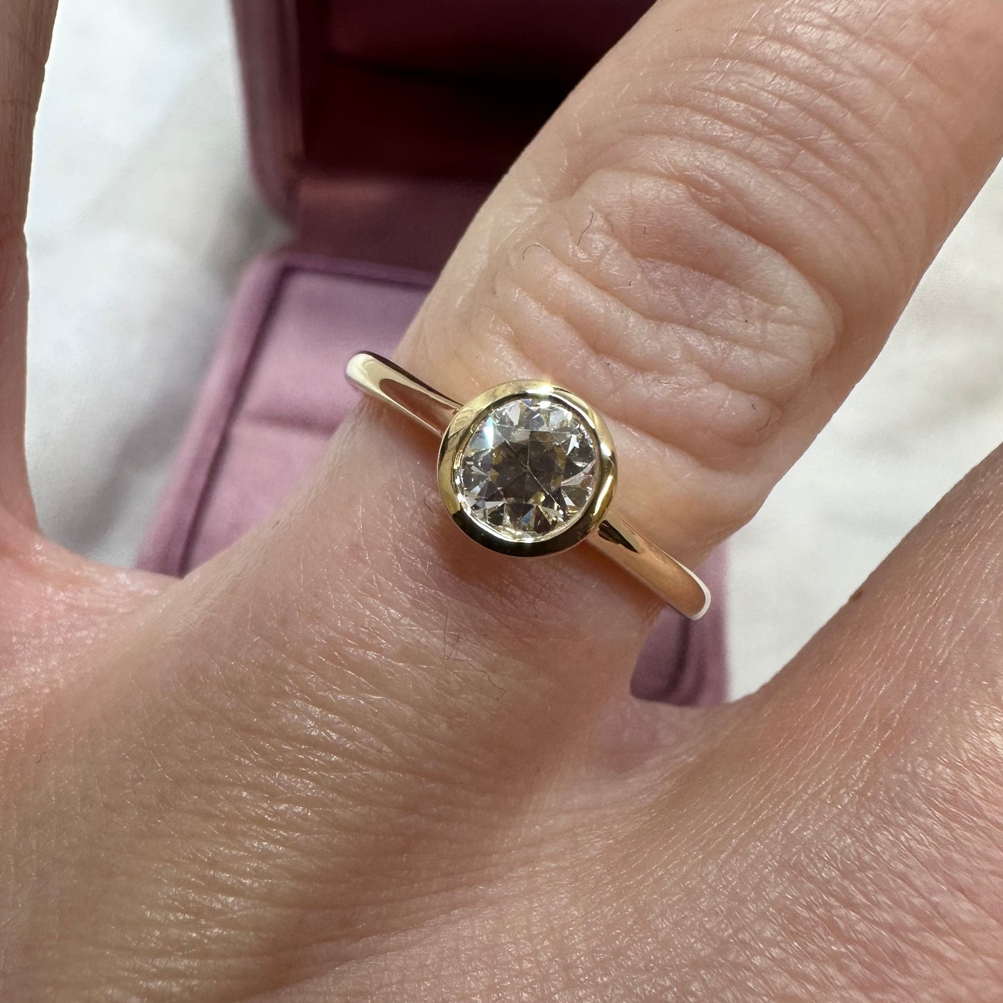 18ct Diamond Ring - Lucy in the Sky