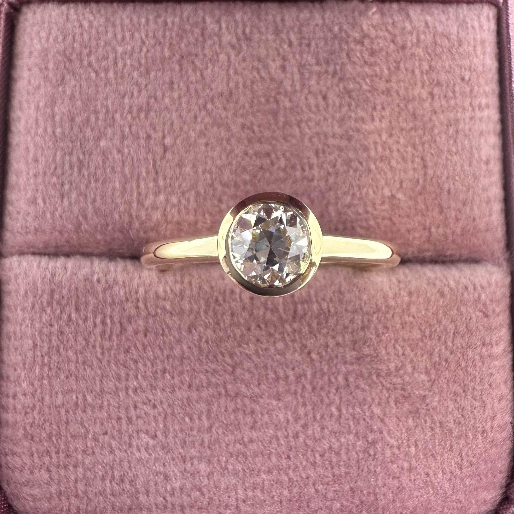 18ct Diamond Ring - Lucy in the Sky