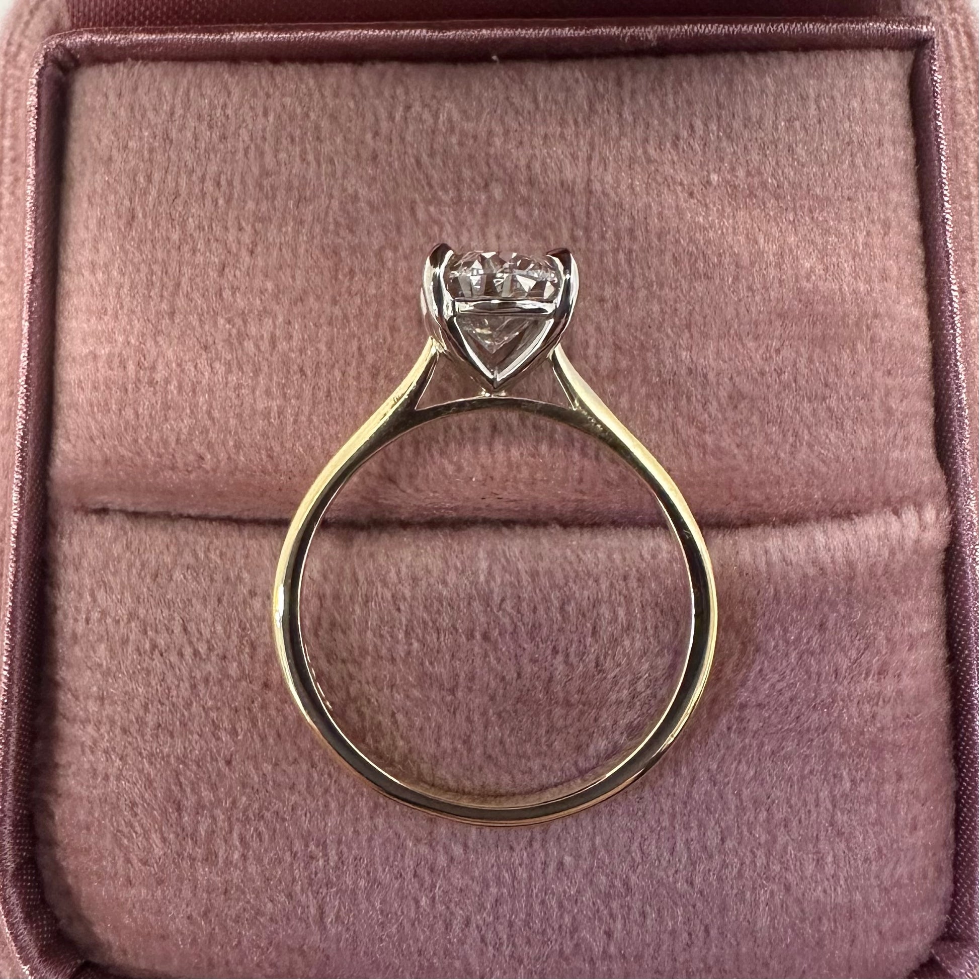 18ct Oval Diamond Ring - Lucy in the Sky