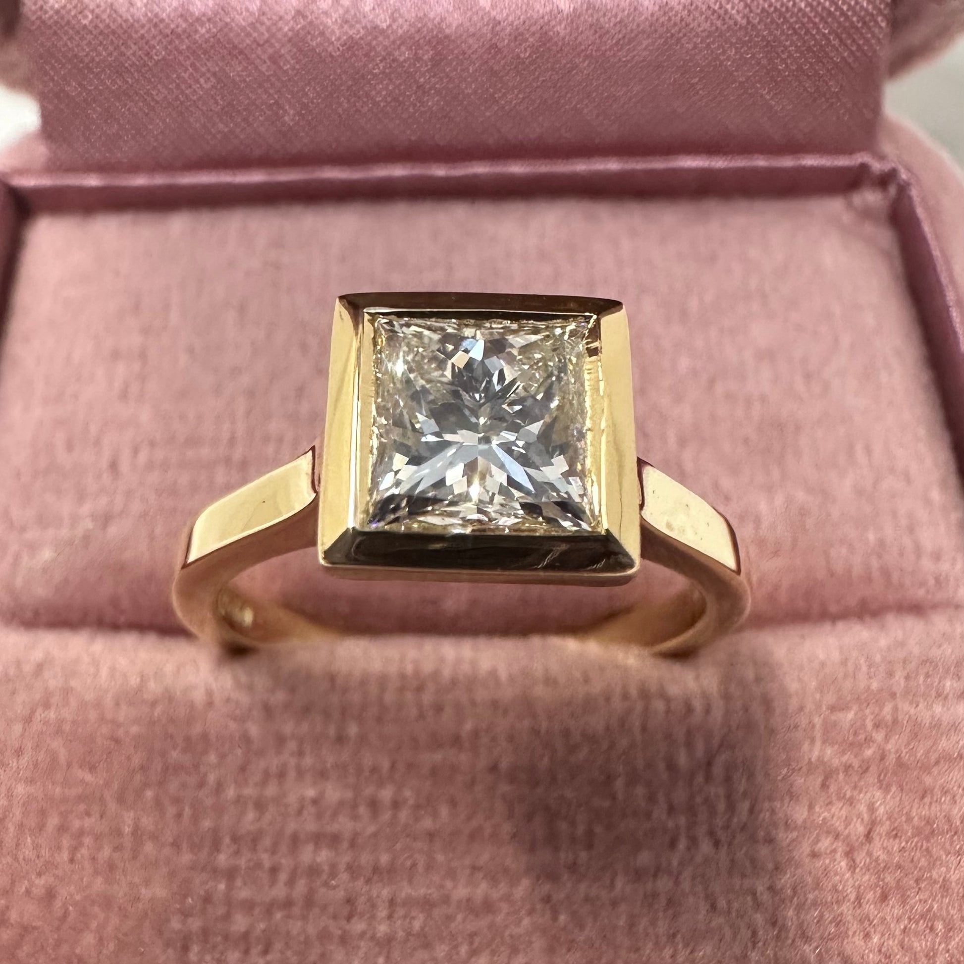 18ct Princess Cut Diamond Ring - Lucy in the Sky