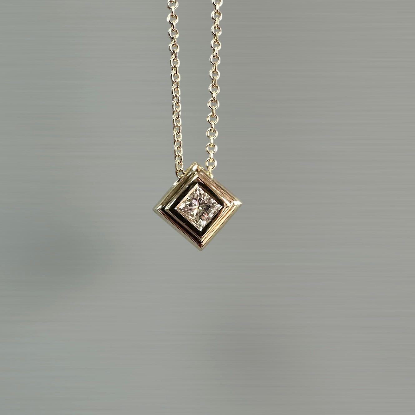 9ct Diamond Necklace