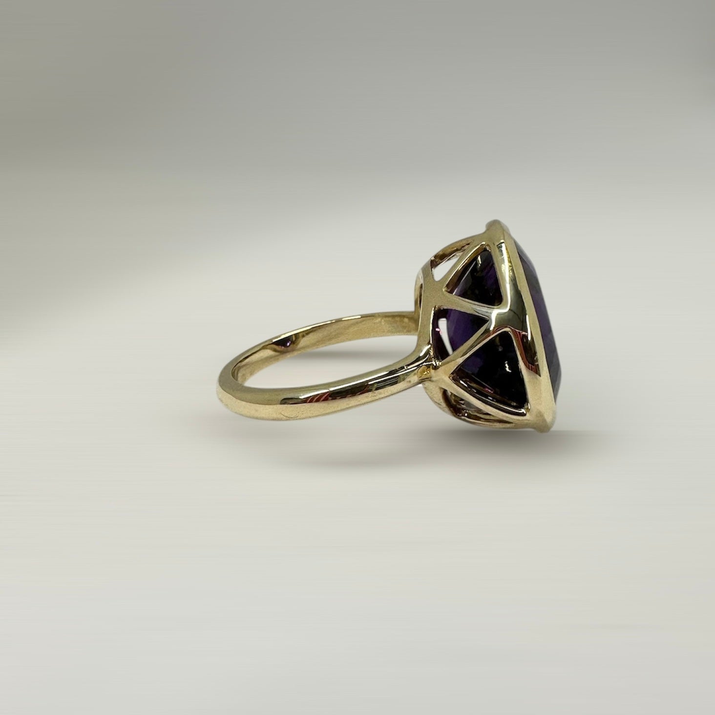 Paloma Cocktail Ring - Lucy in the Sky